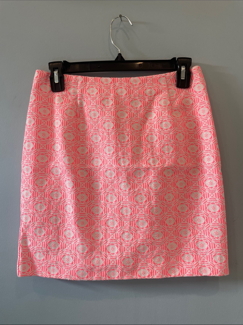 Pink Patterned Women's Skirt summer looks like new size 1